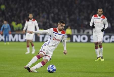 他不僅能在 他不僅能在